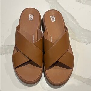 FitFlop Women's Brown Crisscross Slide Sandals